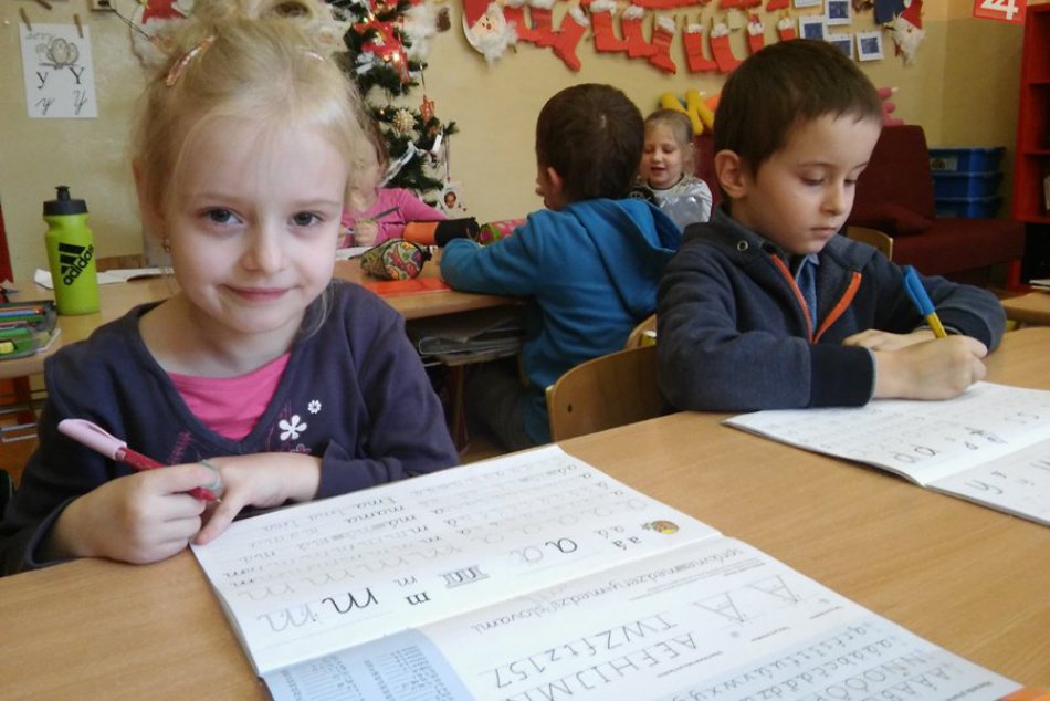 Ilustračný obrázok k článku Rok 2016 v Dúbravke v znamení školstva